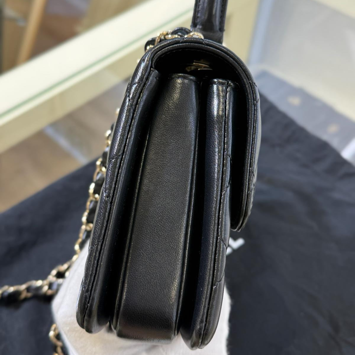 Chanel Mini Flap Bag With Top Handle (S)