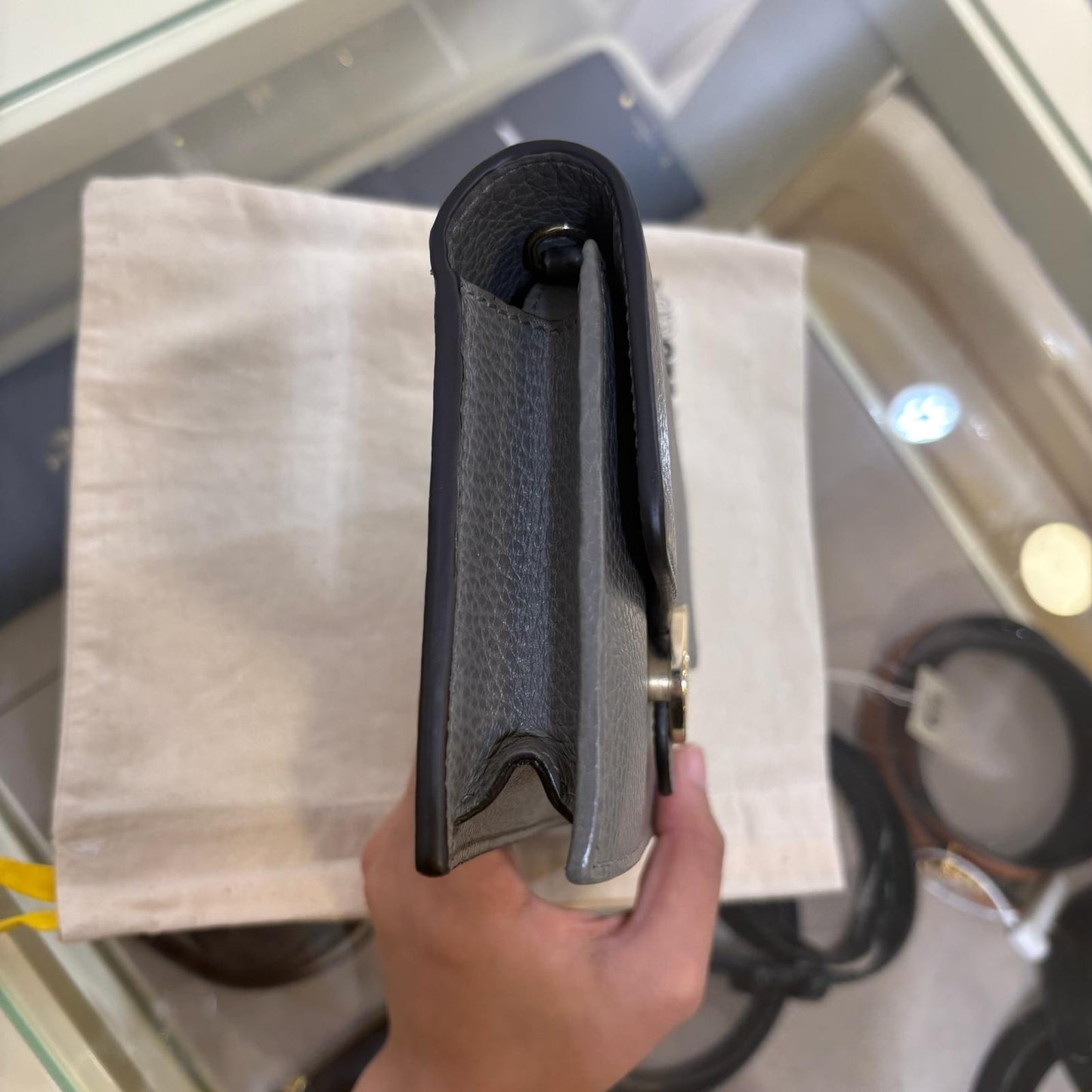 Gucci Wallet On Chain Grey (A)