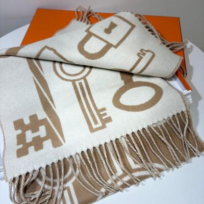 Hermes Casaque Porte-Clefs muffler camel blanc