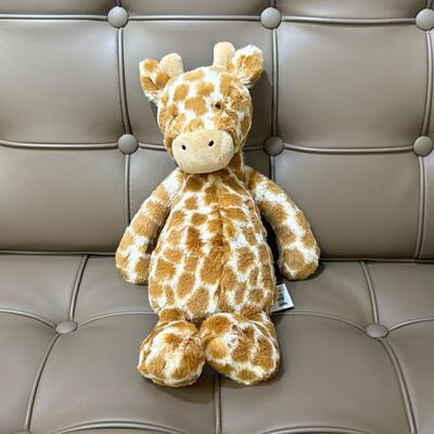 Jellycat Bashful Giraffe Medium 長頸鹿