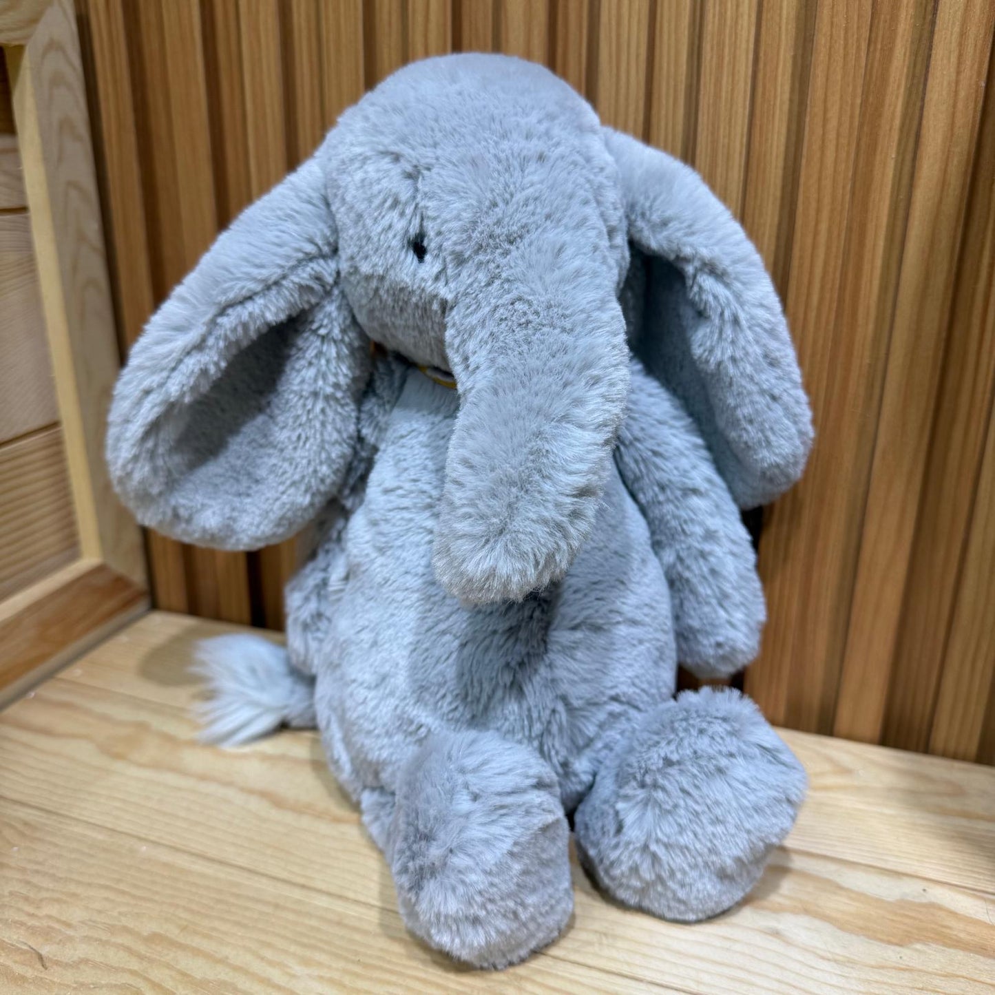 Jellycat Bashful Luxe Elephant Thuddeus 奢華致臻安撫大象