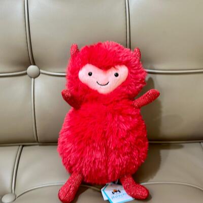 Jellycat Hugg McSnugg 抱抱怪