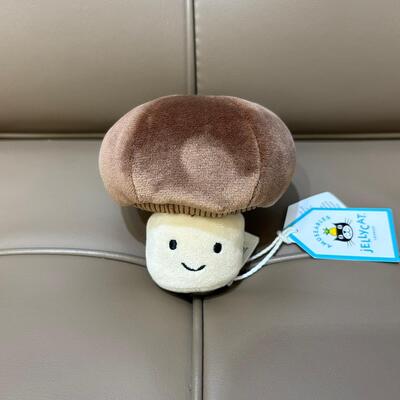 Jellycat Vivacious Vegetable Mushroom 蘑菇