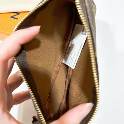 LV Mini Pochette Accessoires