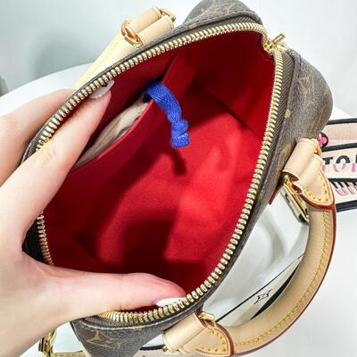 LV Speedy Bandoulière 20 Bag Monogram Canvas Black