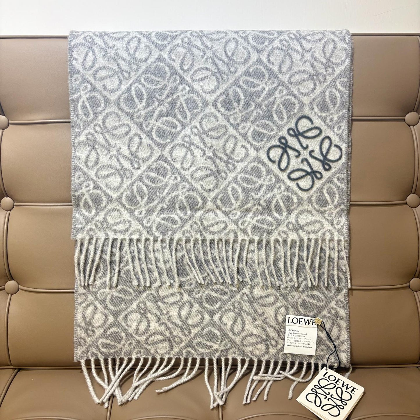 Loewe Anagram scarf in wool and cashmere Grey