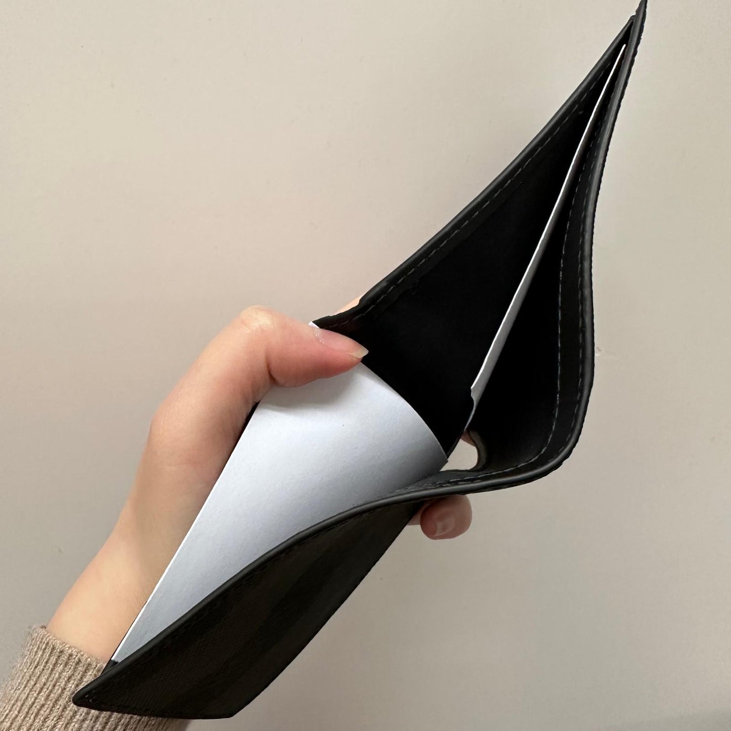 Burberry Mens Check Bifold 6cc Wallet Black