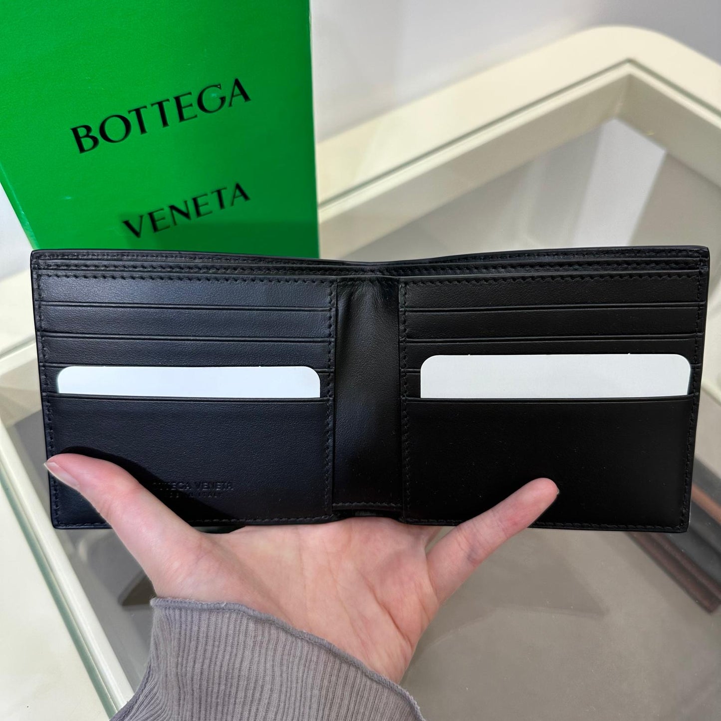 BV Men Cassette Bi-Fold Wallet Black