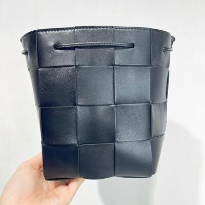 BV Small Cassette Bucket Black