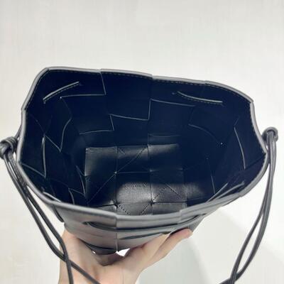BV Small Cassette Bucket Black