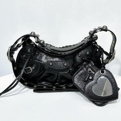 Balenciaga Le Cagole XS Black
