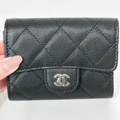 Chanel Classic Flap Cardholder Cow Black Gold