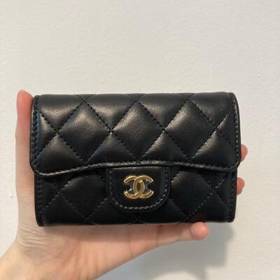 Chanel Classic Cardholder Lamb Black Gold
