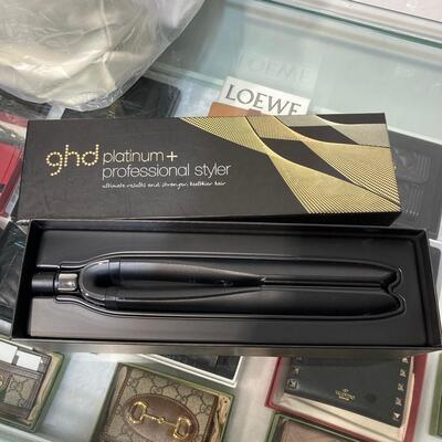 GHD Platinum+ Styler Black