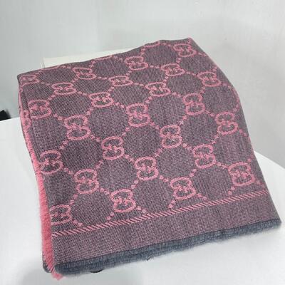 Gucci Jacquard Pattern Knitted Scarf Pink