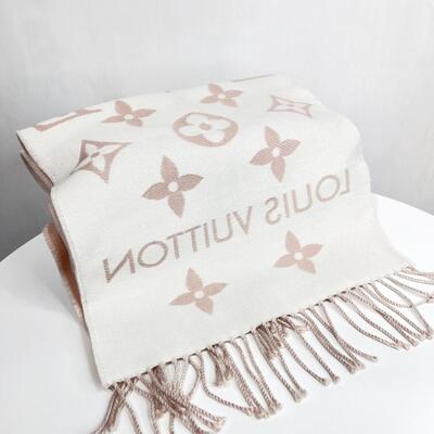 LV Essential Scarf Beige Rose
