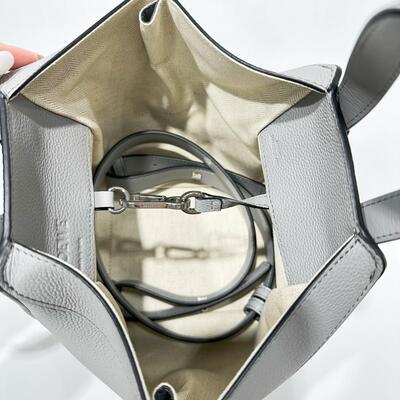 Loewe Compact Hammock Pearl Grey