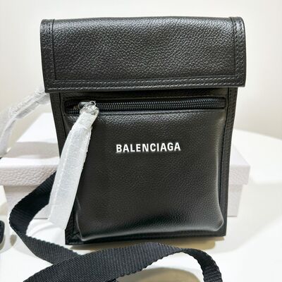 Balenciaga Explorer Pouch Cow Black Thick Strap