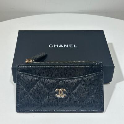 Chanel Classic Zip Cardcase Cow Black Gold