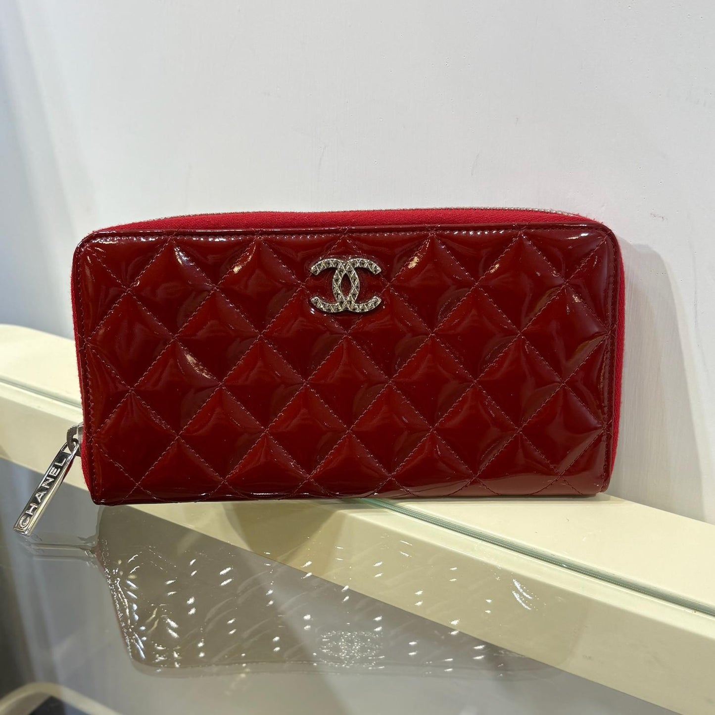 Chanel Long Zipped Wallet Red Patent Leather (A)