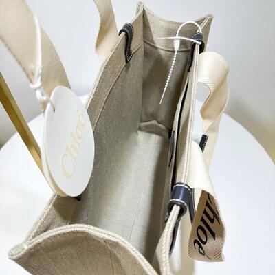 Chloe Medium Woody Tote Navy