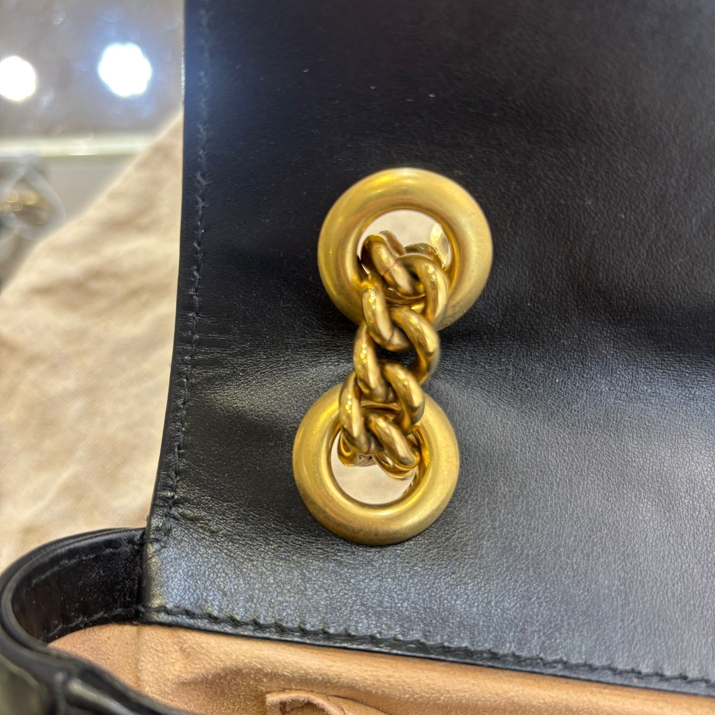 Gucci GG Marmont Small Shoulder Bag (A)