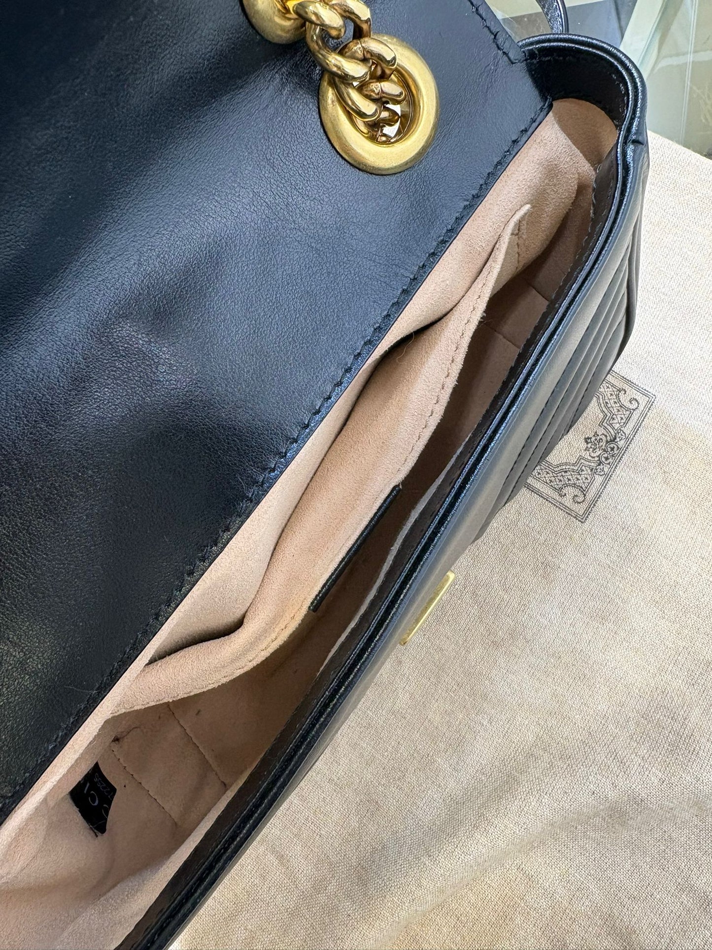 Gucci GG Marmont Small Shoulder Bag (A)