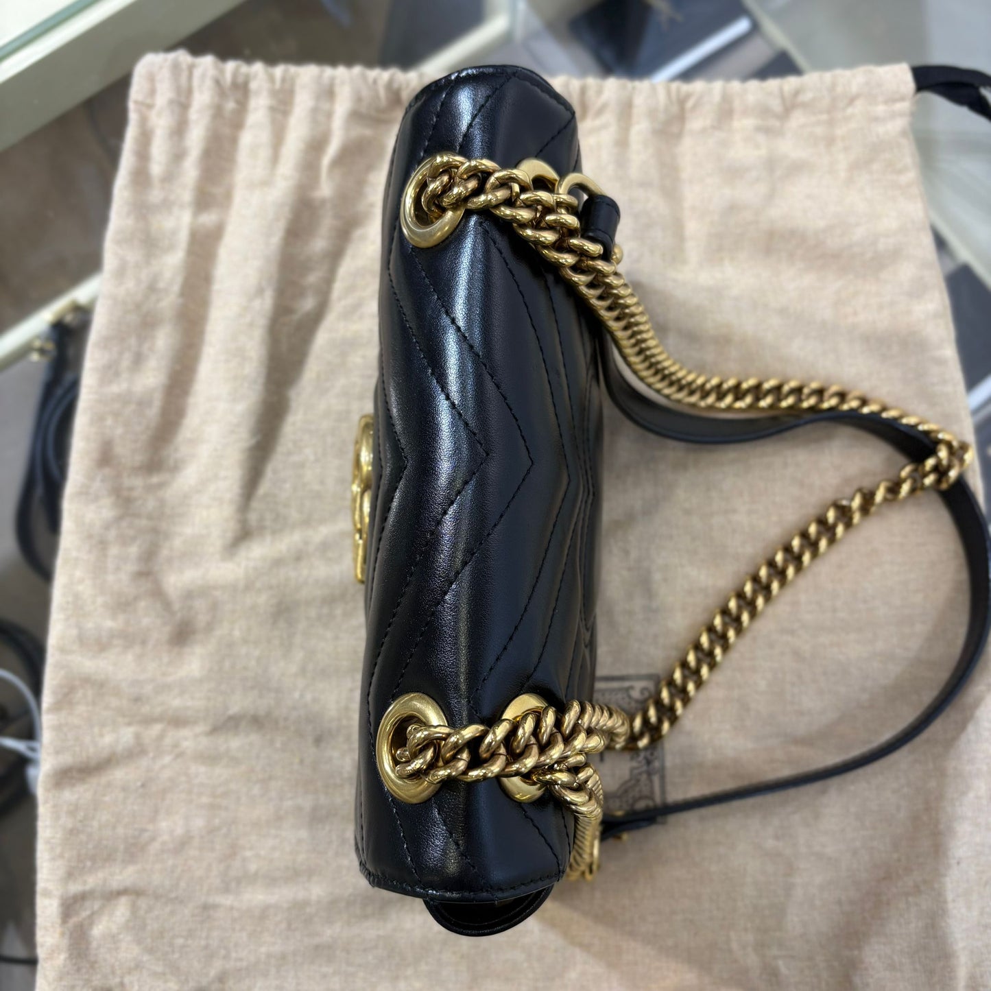 Gucci GG Marmont Small Shoulder Bag (A)
