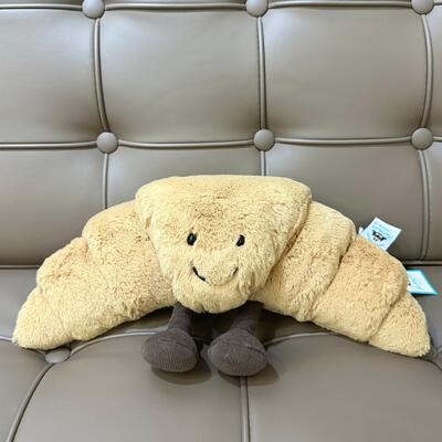 Jellycat Amuseable Croissant Medium 牛角包
