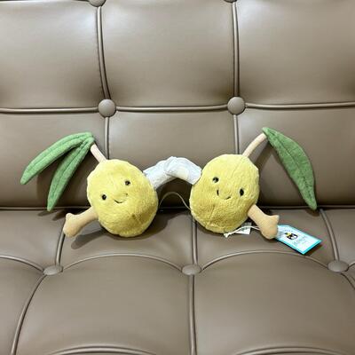 Jellycat Amuseables Pair of Olives 橄欖