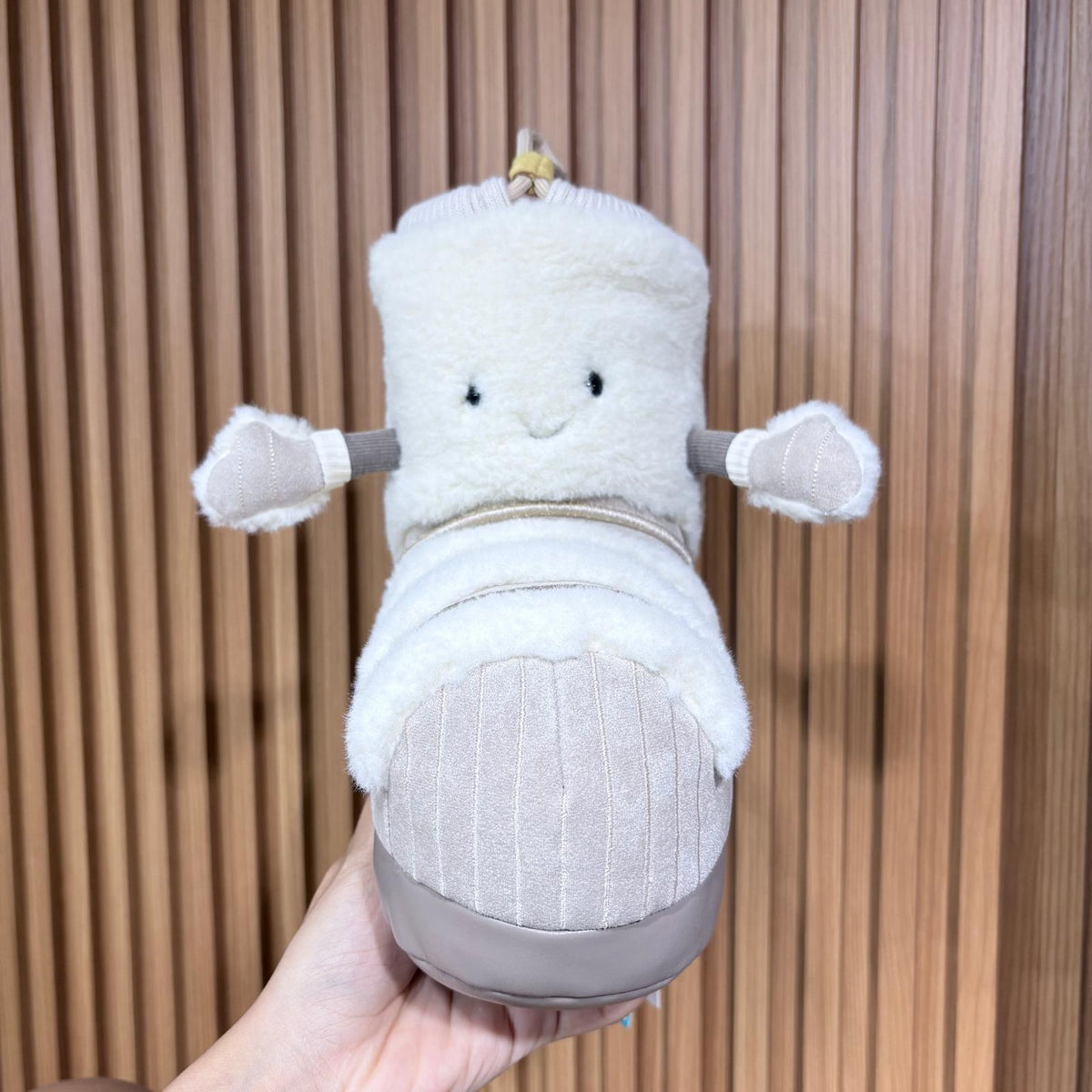 Jellycat Amuseables Perta Snow Boot 雪地絨毛靴
