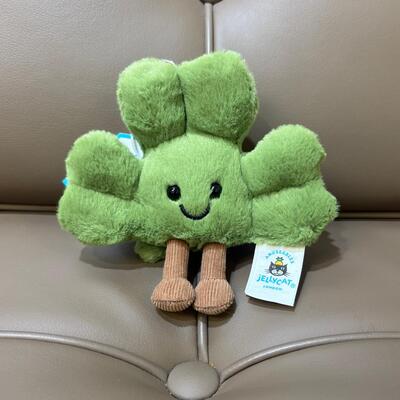 Jellycat Amuseables Siofra Shamrock Bag Charm 幸運三葉草鎖匙扣