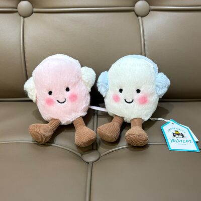 Jellycat Amuseables Toastie Pink and White Marshmallows 戴耳罩的棉花糖