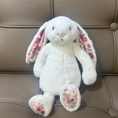 Jellycat Blossom Cream Bunny 'Berry' Small 兔