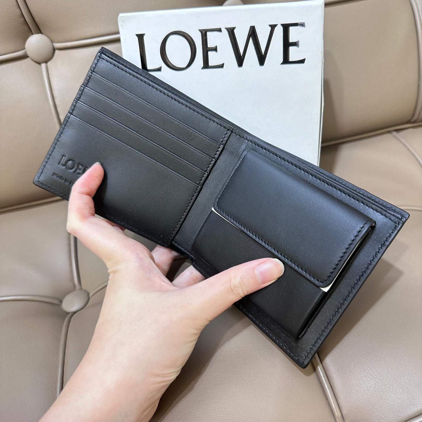 Loewe Mens Puzzle Bifold Coin Wallet In Calfskin Black