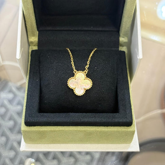 VCA Alhambra pendant White Gold Medium (A)