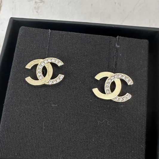 Chanel CC Earring Single Crystal Side