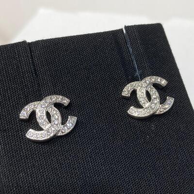 Chanel Classic Earring Silver
