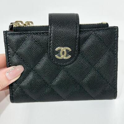 Chanel Classic Zip Cardholder Cow Black Gold