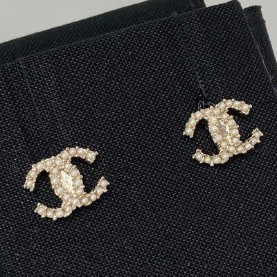 Chanel CC Pearl Silver Filled Earring S
