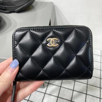 Chanel Classic Zip Coinholder Lamb Black Gold