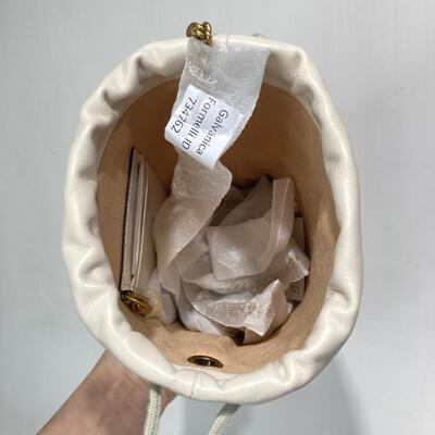 Gucci Marmont Mini Bucket White