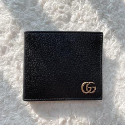 Gucci Mens GG Marmont Leather Bi-fold Wallet Black