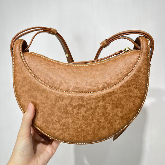 Polene Number Ten Grained Camel